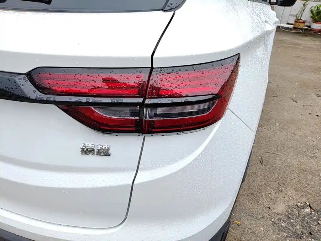 Geely Binyue — миниатюра 8