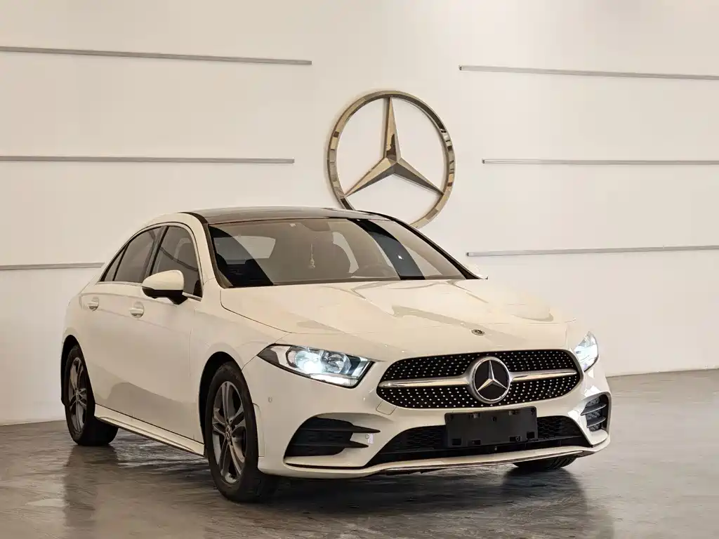 Mercedes-Benz A-Class — миниатюра 3