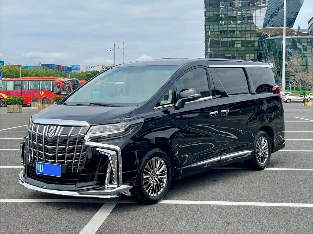 Toyota Alphard 2011