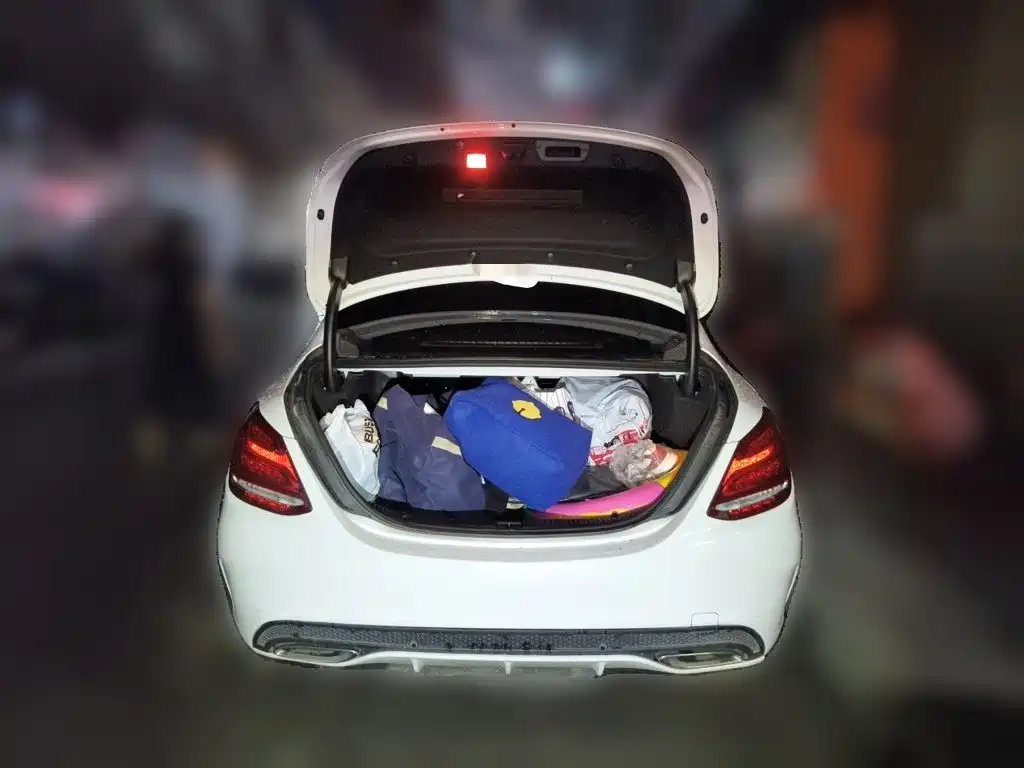 Mercedes-Benz C-Class — миниатюра 10