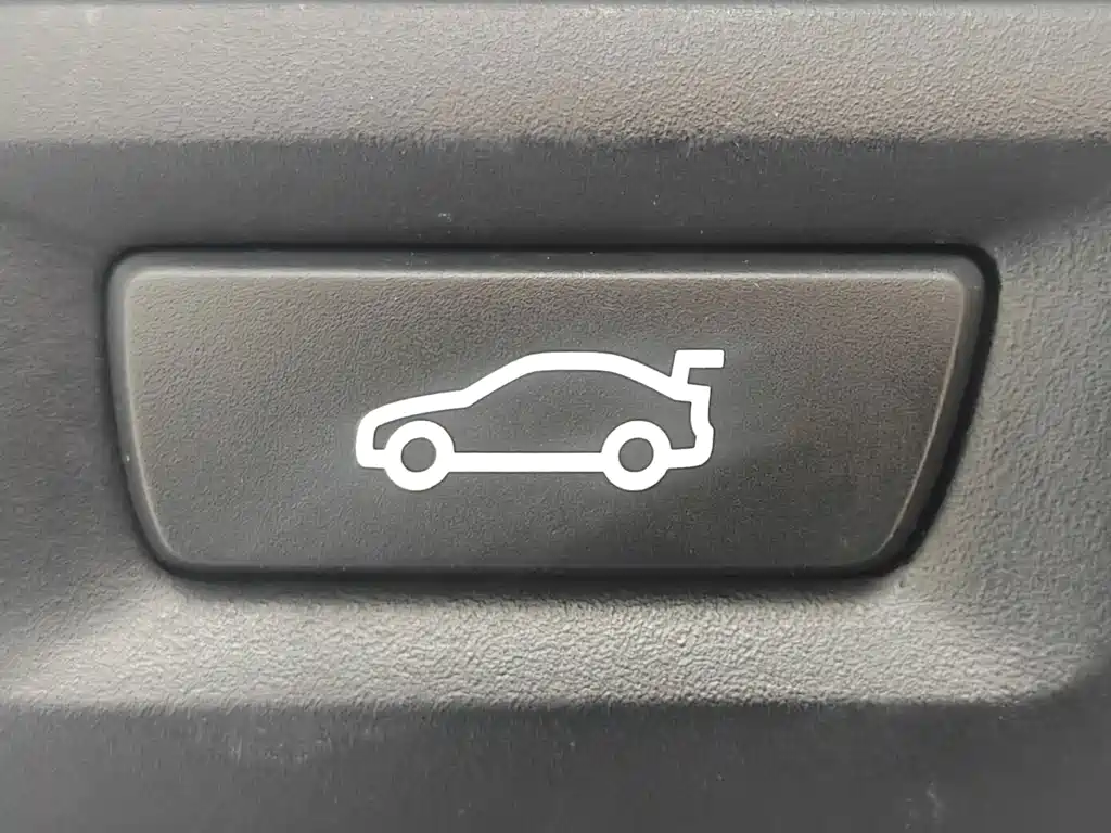 BMW 4 Series — миниатюра 24