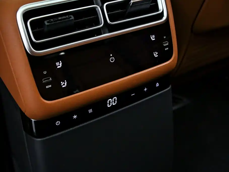 Li Auto Li L7 — миниатюра 17