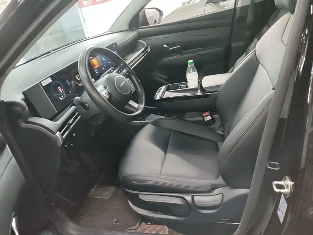 Hyundai Tucson — миниатюра 15