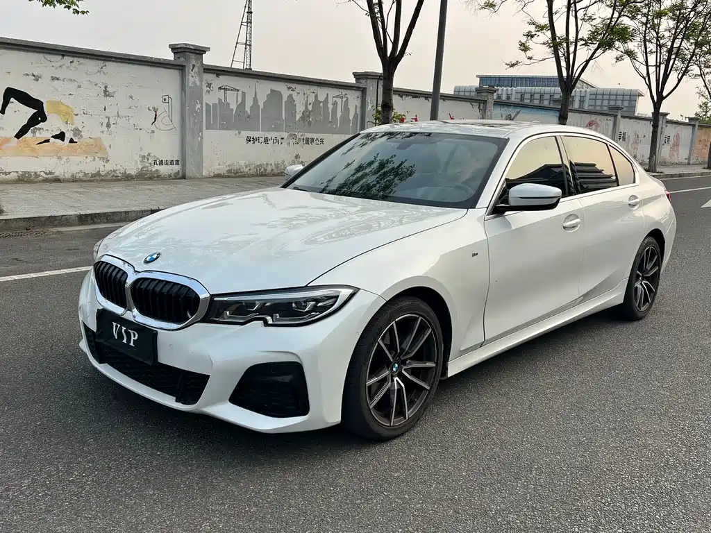 Купить BMW 3 Series