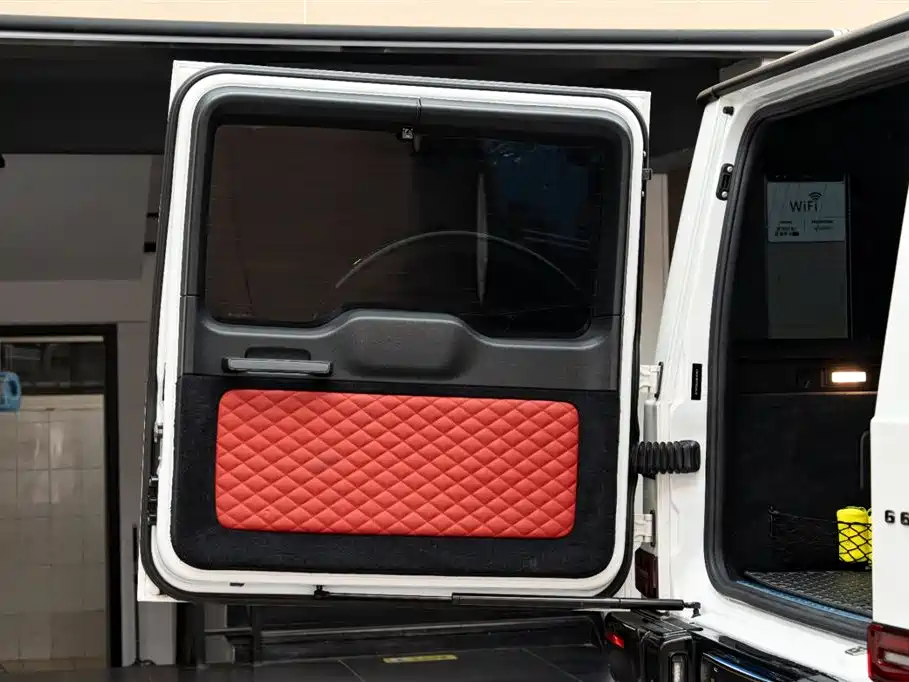 MERCEDES-BENZ G CLASS