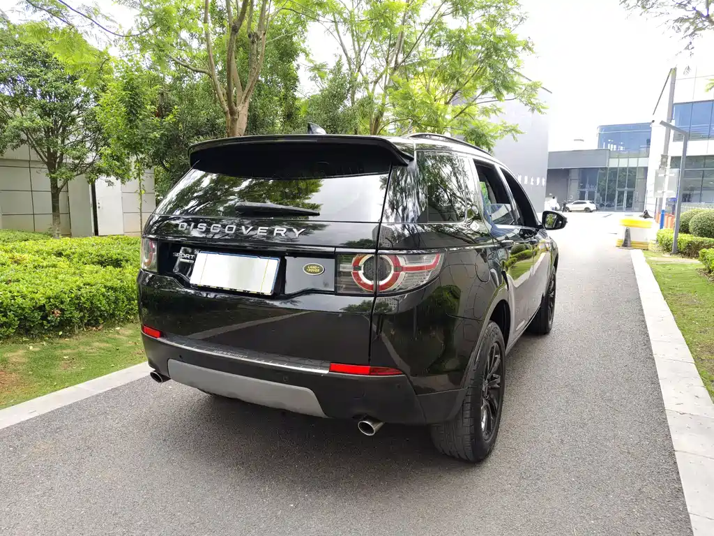 Land Rover Discovery Sport 2017 2.0T SE