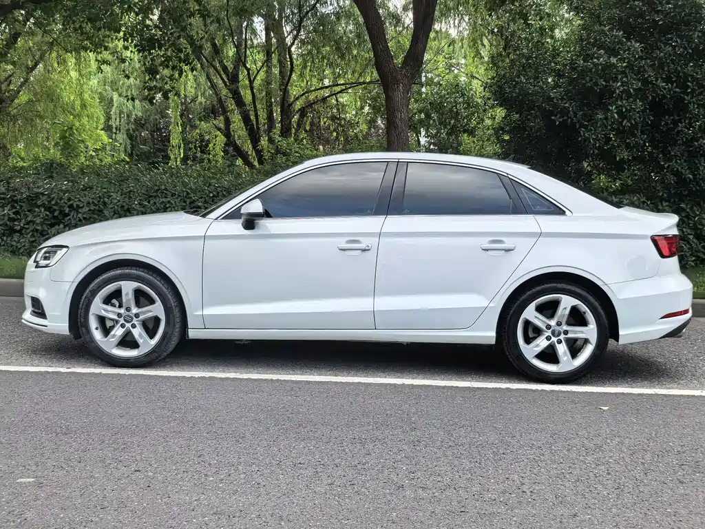 Audi A3 2019 Limousine 35 TFSI VI