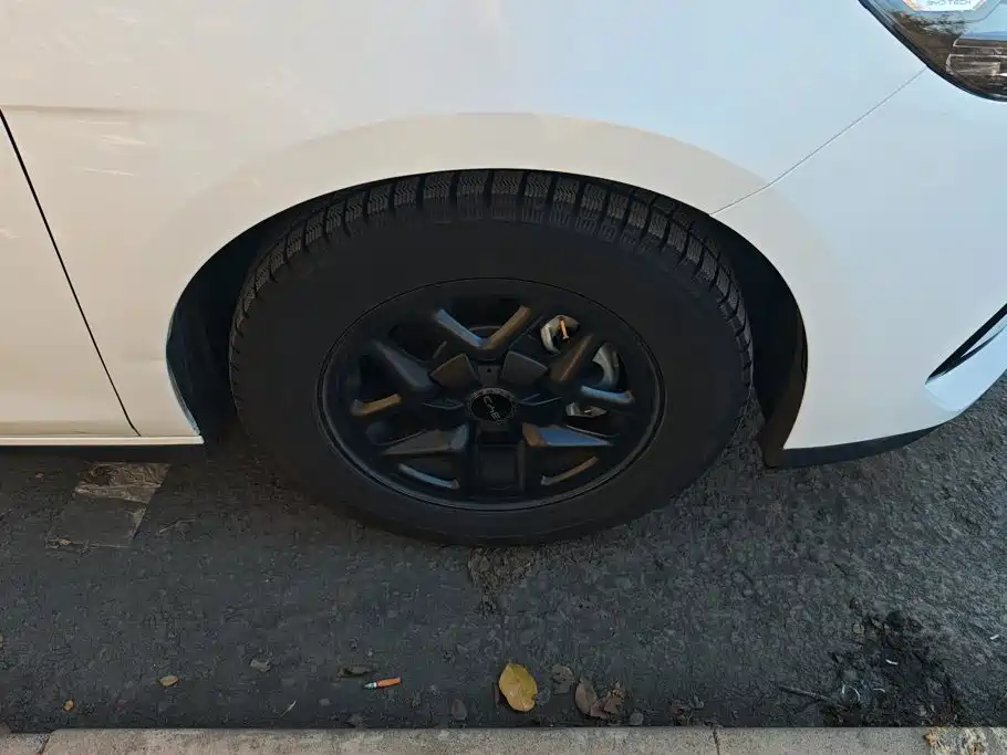 BYD Seal 05 DM-i — миниатюра 6