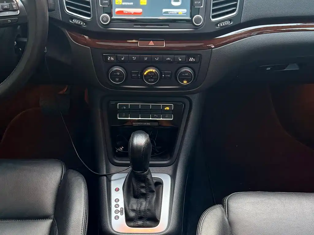 Volkswagen Sharan — миниатюра 22