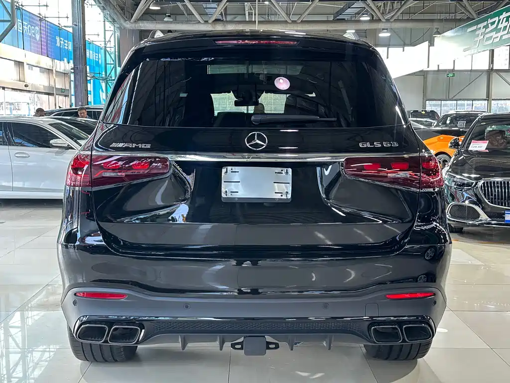 MERCEDES-BENZ GLS AMG
