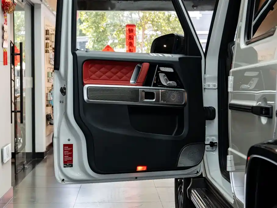 MERCEDES-BENZ G CLASS