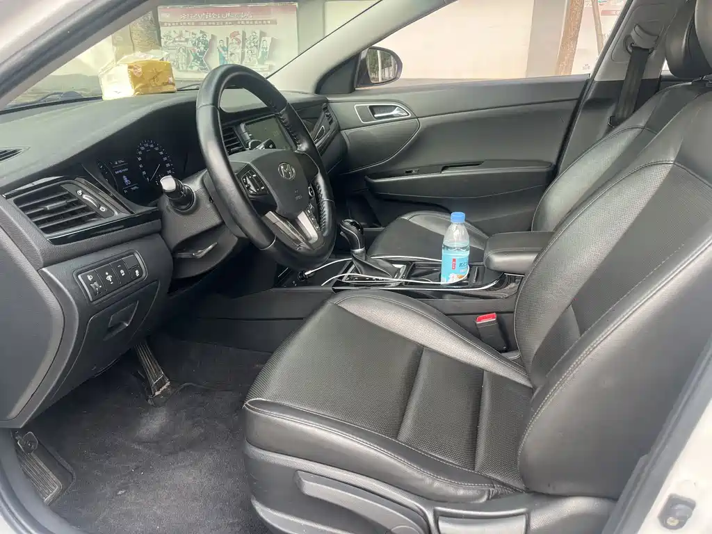 Hyundai Mistra — миниатюра 3