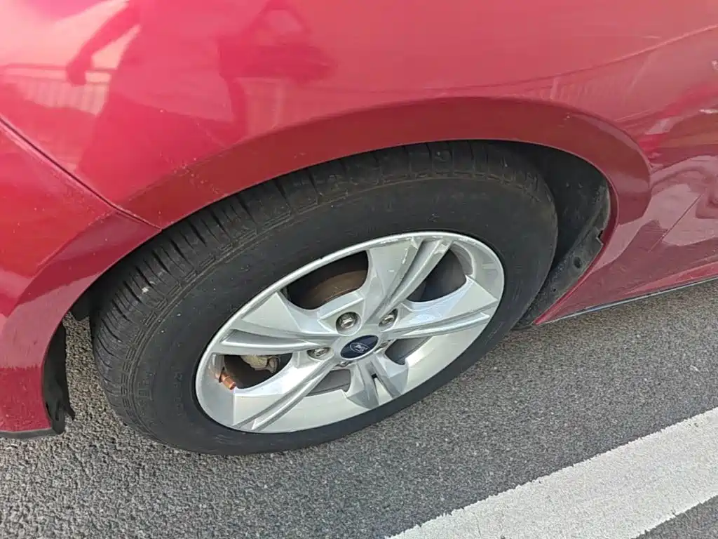 Ford Focus — миниатюра 23
