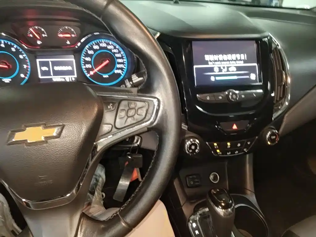 Chevrolet Cruze — миниатюра 10