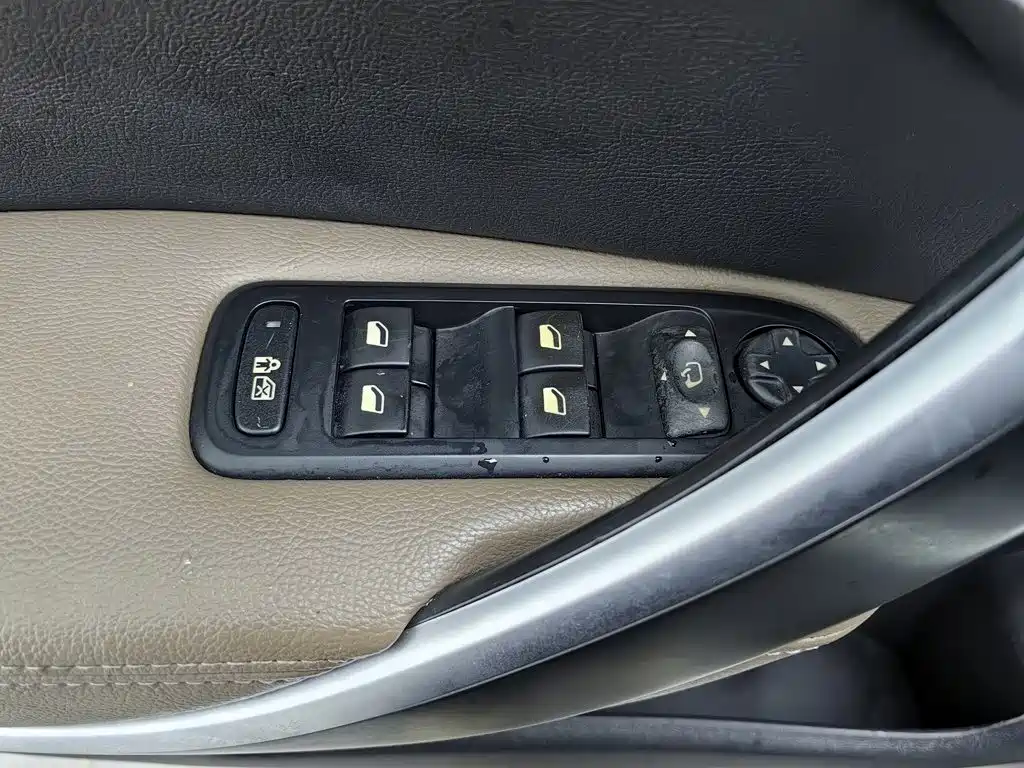 Citroen C5 — миниатюра 9