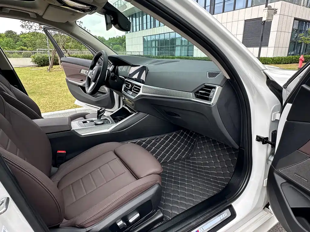 BMW 3 Series — миниатюра 8