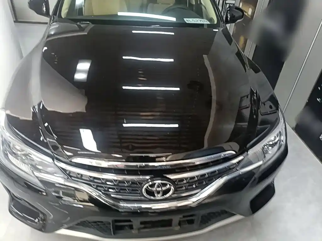 Toyota Reiz — миниатюра 3