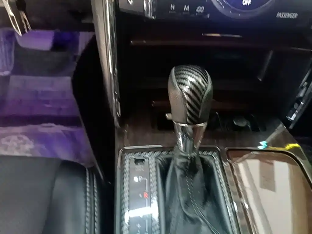 Toyota Reiz — миниатюра 14