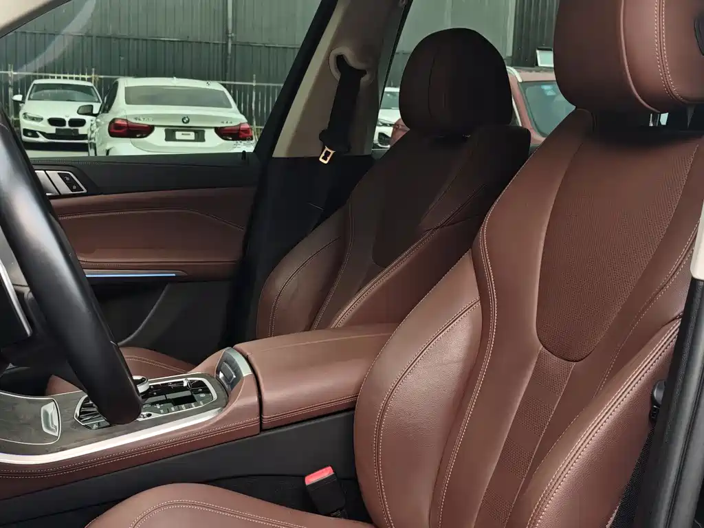 BMW X5 New Energy (Import) — миниатюра 10