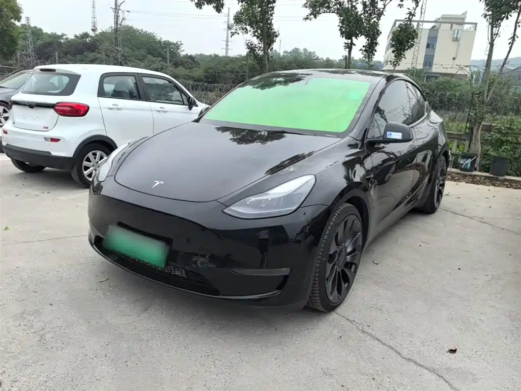 Tesla Model Y 2022