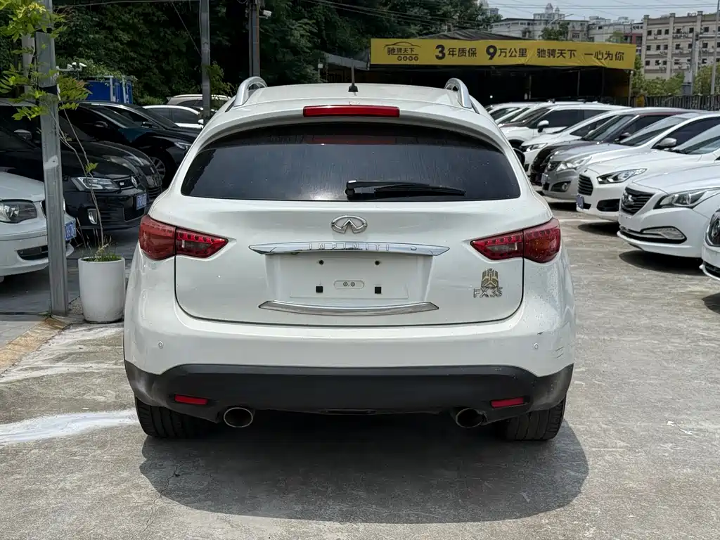 Infiniti FX 2011 FX35 Standard