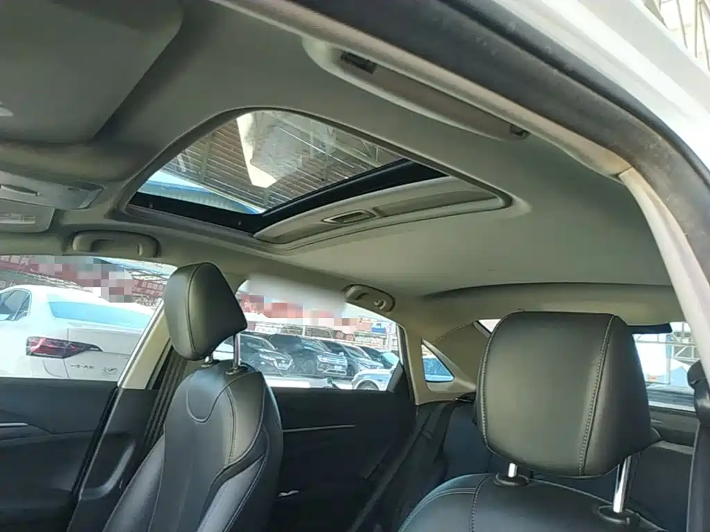 Buick Excelle — миниатюра 18