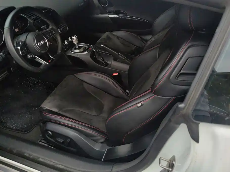 Audi R8 — миниатюра 11