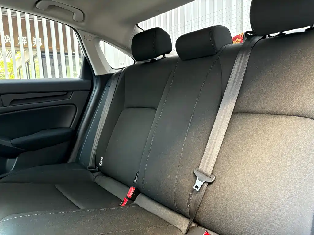 Honda Integra — миниатюра 12