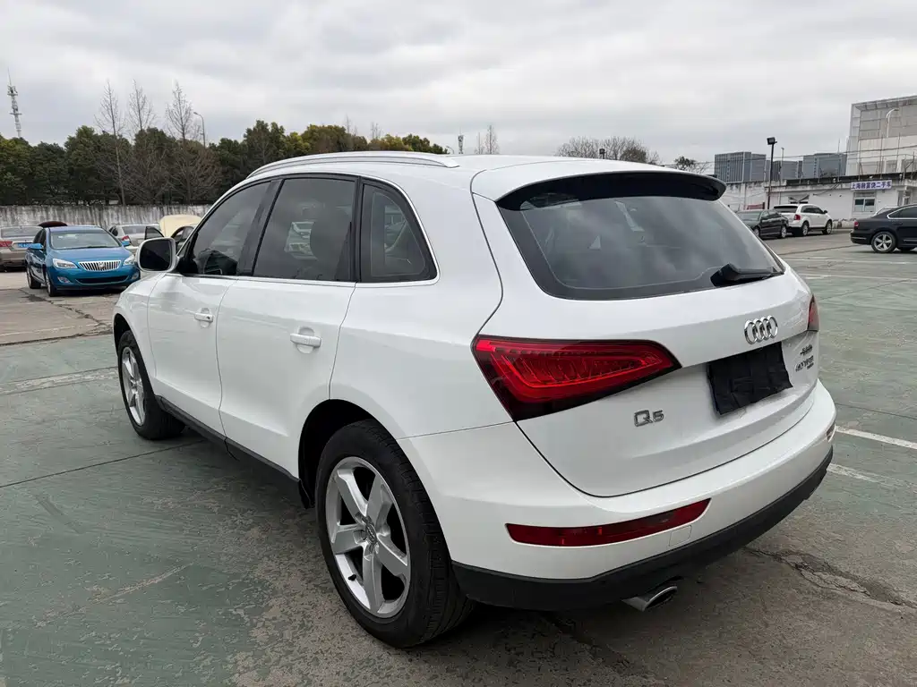 Audi Q5 — миниатюра 10