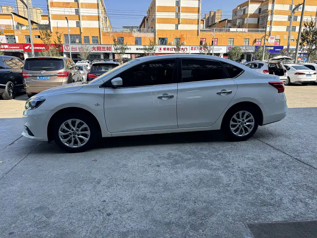 Nissan Sylphy — миниатюра 6