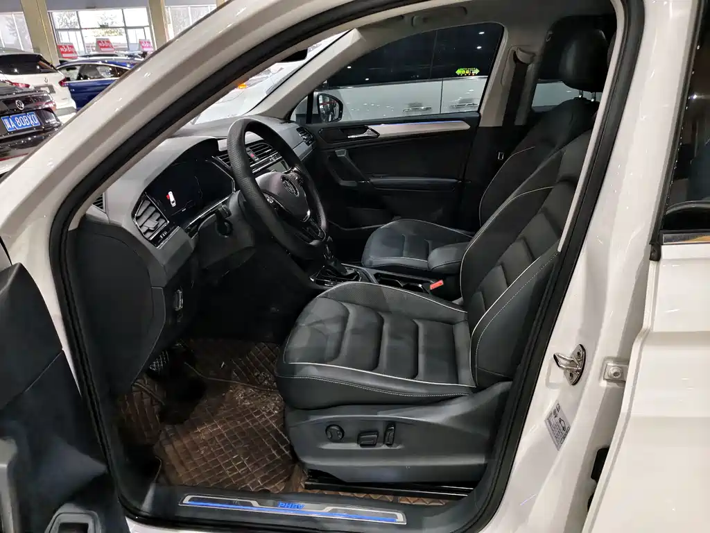 Volkswagen 途观L插电混动 — миниатюра 5