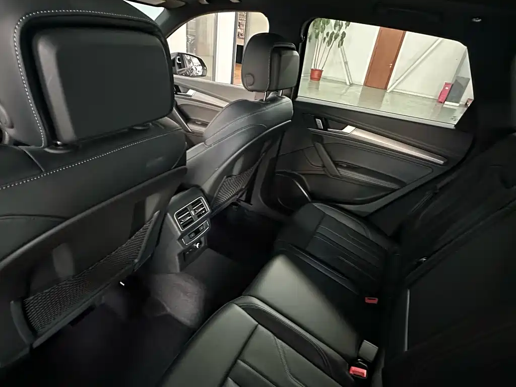 Audi Q5L 2026 45 40 TFSI Luxury