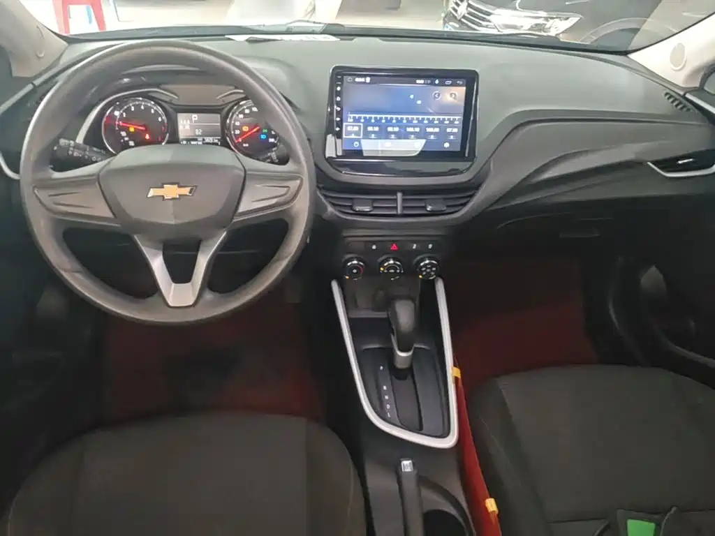 Chevrolet Cavalier — миниатюра 10
