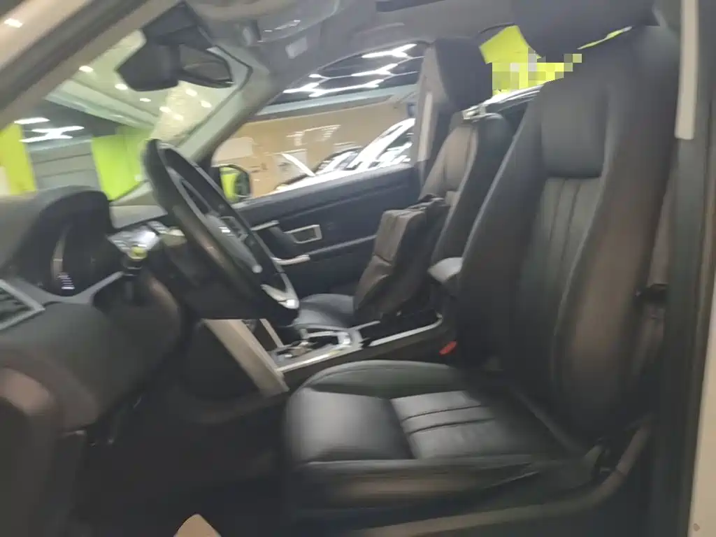 Land Rover Discovery Sport — миниатюра 15
