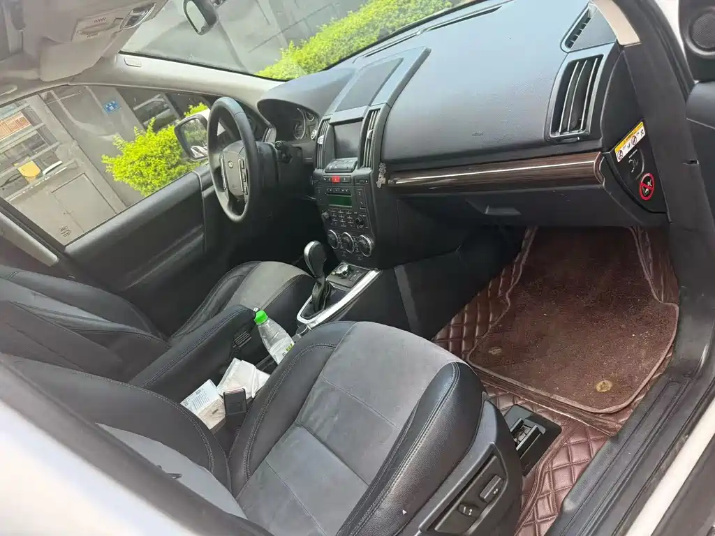 Land Rover 2 012 2.2T SD4 HSE