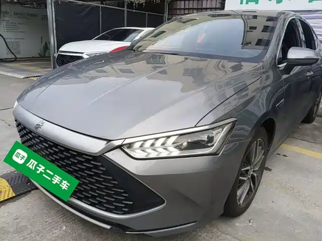 2022 BYD Qin