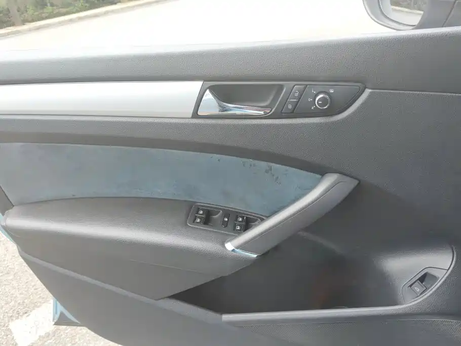Volkswagen Passat — миниатюра 7