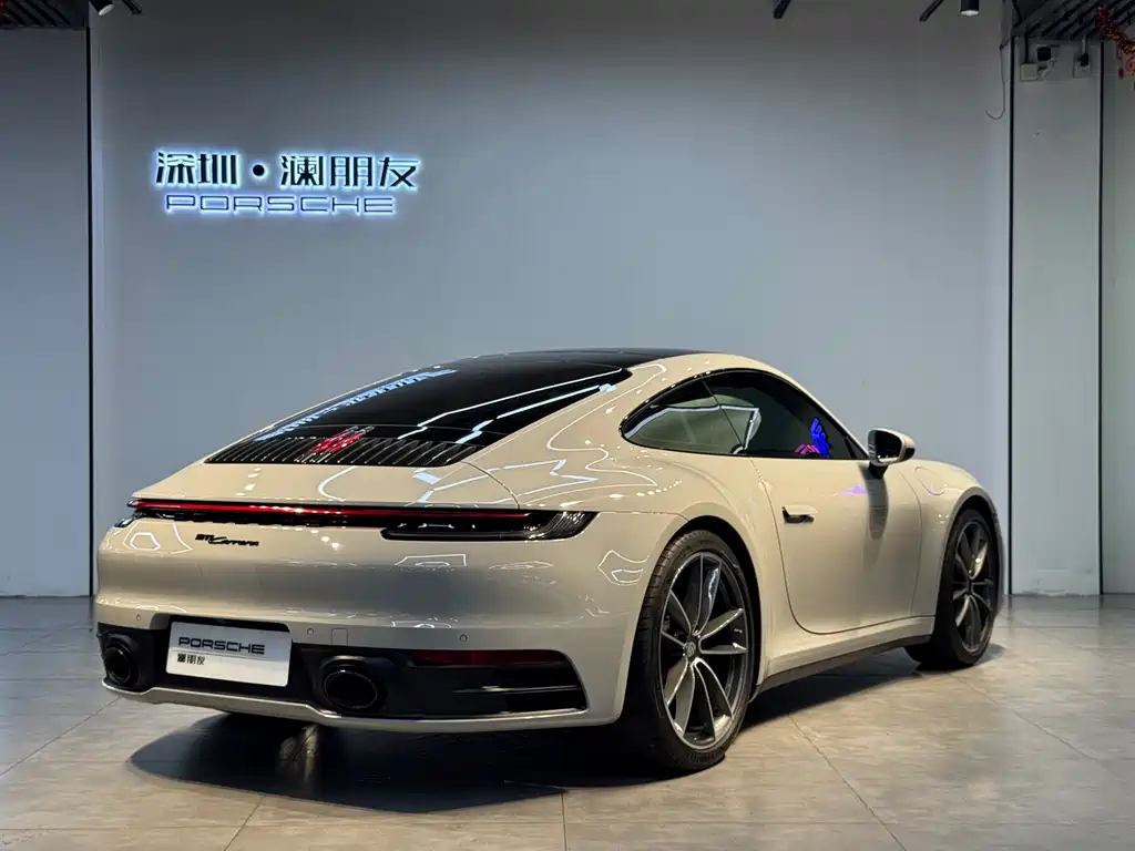 Porsche 911 2023 Carrera 3.0T
