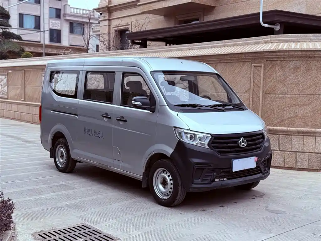 CHANGAN CROSS STAR V3