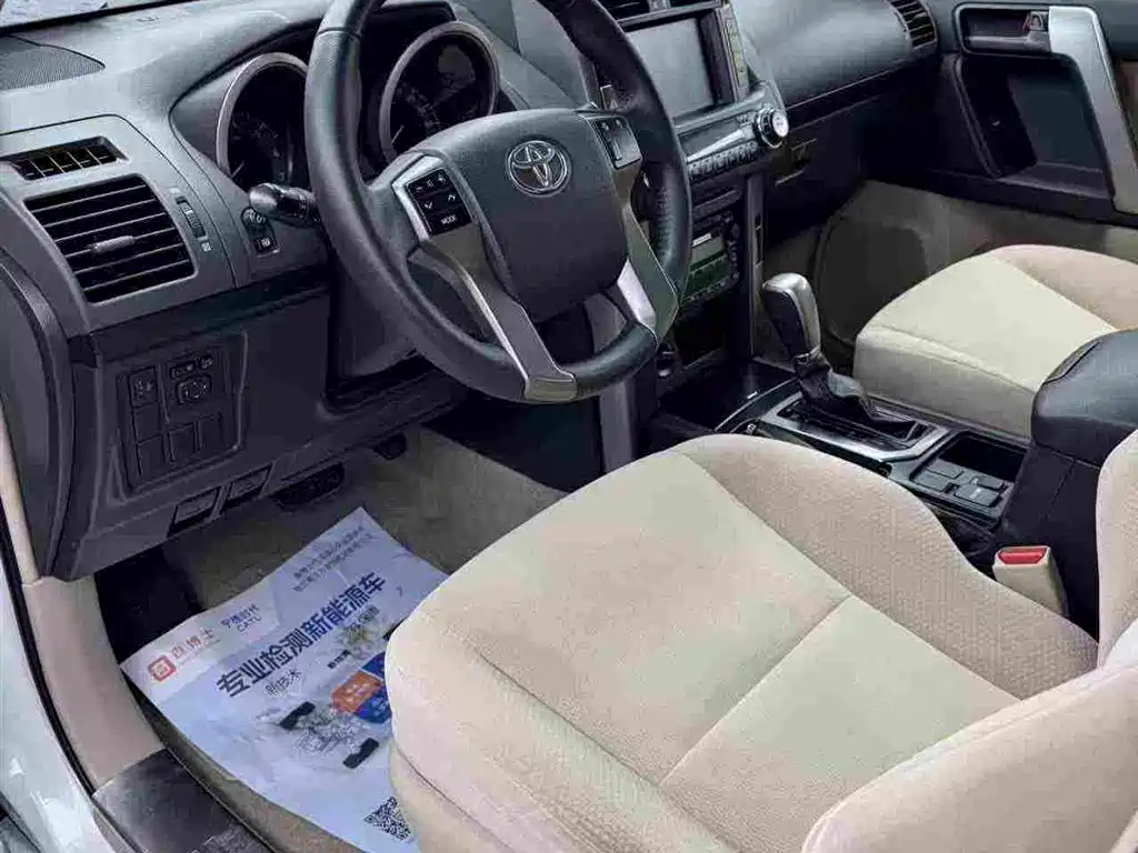 Toyota Prado (Import) — миниатюра 3