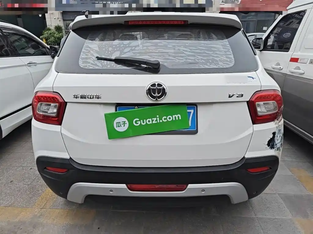 Brilliance V3 2016 1.5L AT