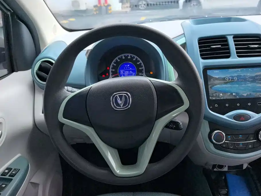 Changan Benben E-Star — миниатюра 15