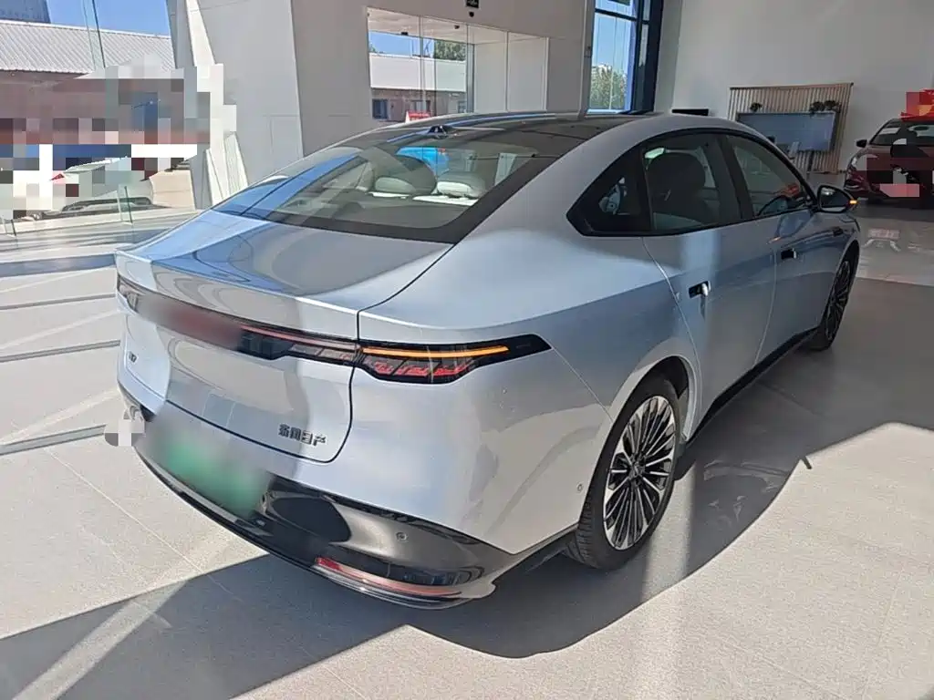 Nissan N7 — миниатюра 7
