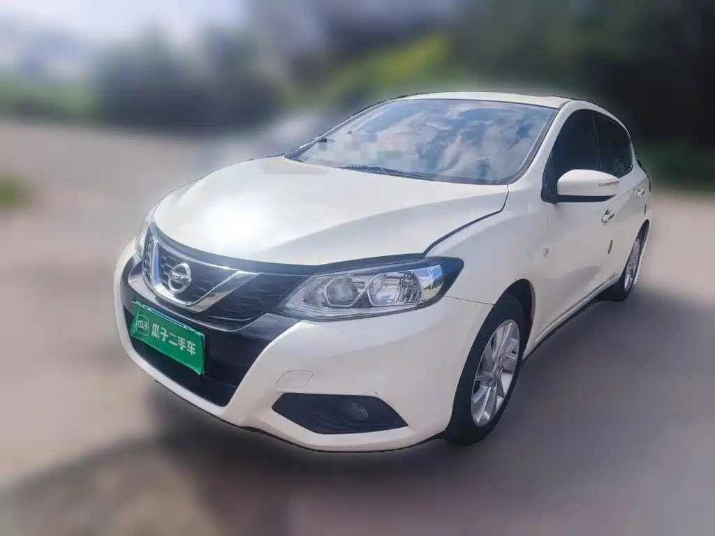 Nissan Tiida — миниатюра 2