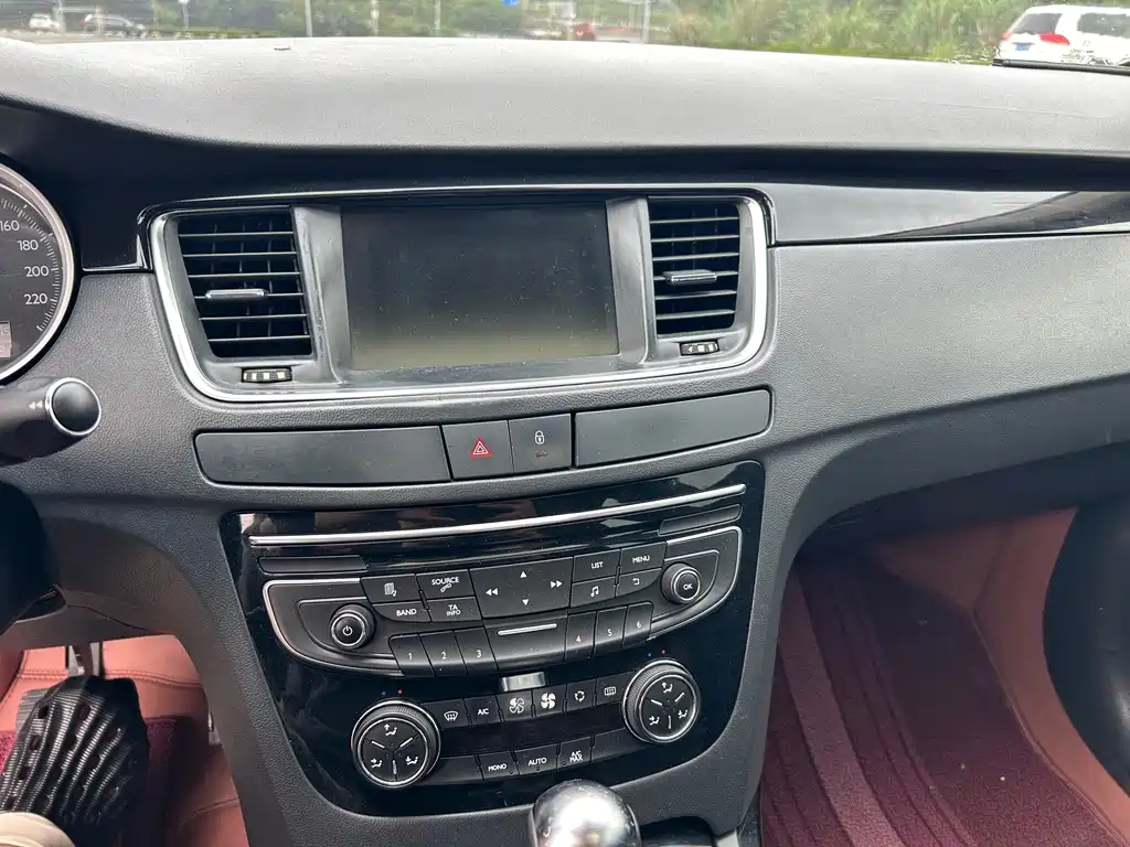 Peugeot 508 — миниатюра 13