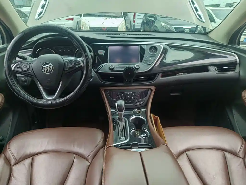 Buick Envision Plus — миниатюра 10