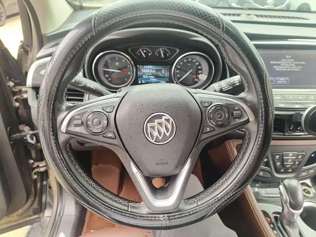 Buick Envision Plus — миниатюра 11