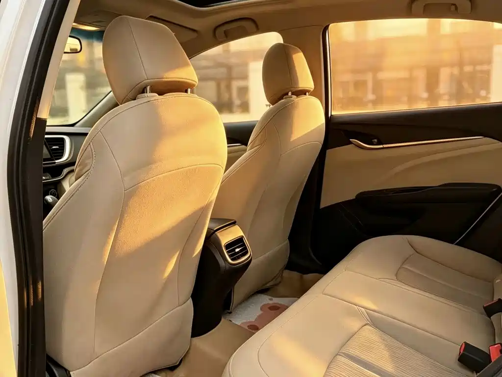 Buick Excelle — миниатюра 6
