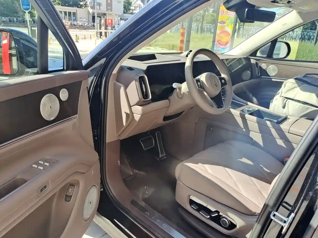 AITO AITO M9 — миниатюра 12