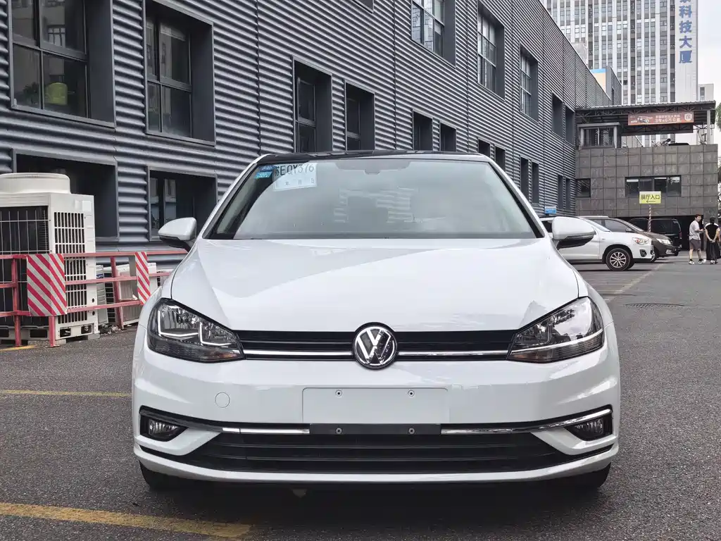 Volkswagen Golf — миниатюра 2
